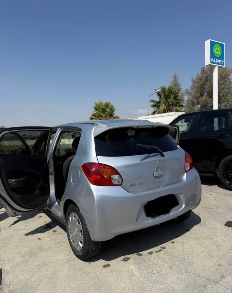 Mitsubishi Mirage — 3