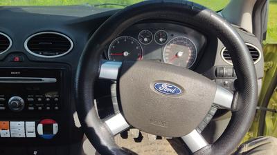Ford Focus — 4