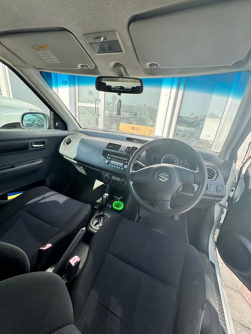 Suzuki Swift — 5