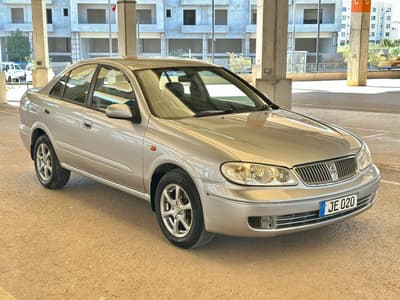 Nissan Sunny Exsaloon — 5
