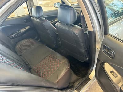 Nissan Sunny Exsaloon — 9