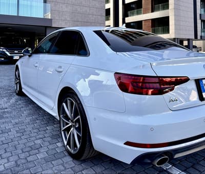 Audi A4 — 4