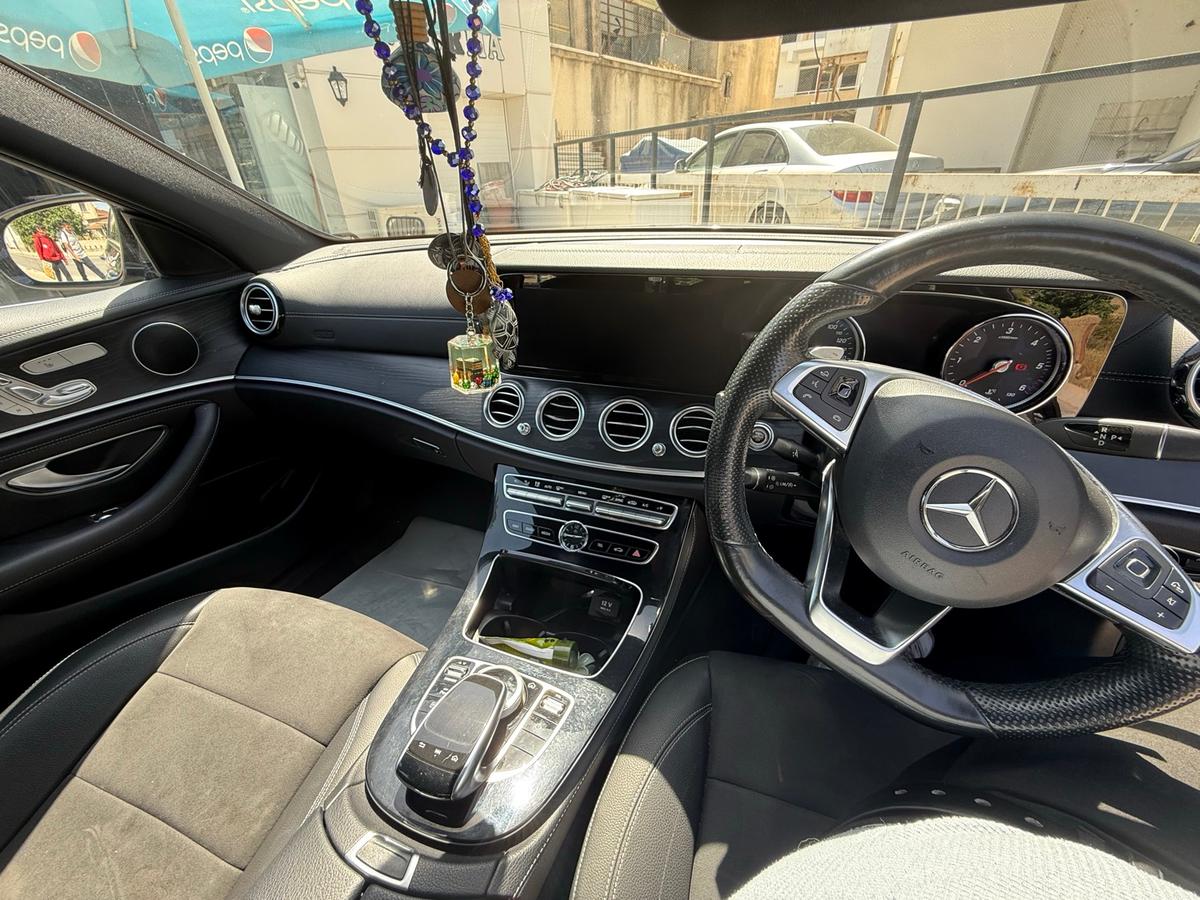 2017 Mercedes-Benz E 220d 5