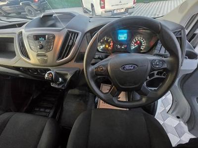 Ford Transit — 4