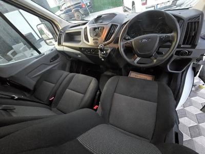 Ford Transit — 5