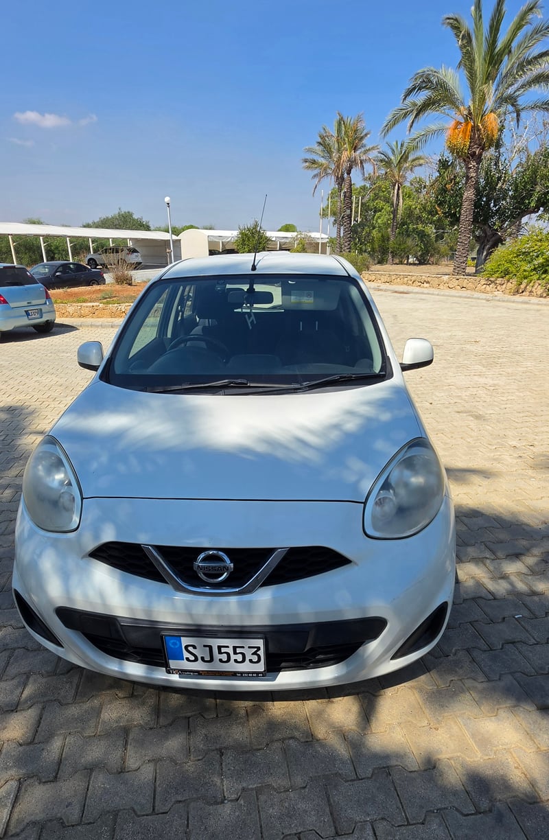 Nissan March — 1