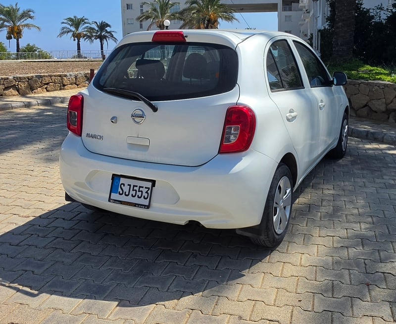 Nissan March — 2