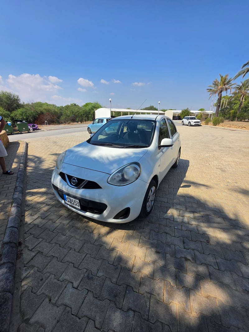 Nissan March — 6