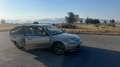 Honda Civic — 4