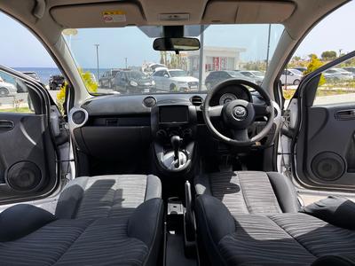 Mazda Demio — 7