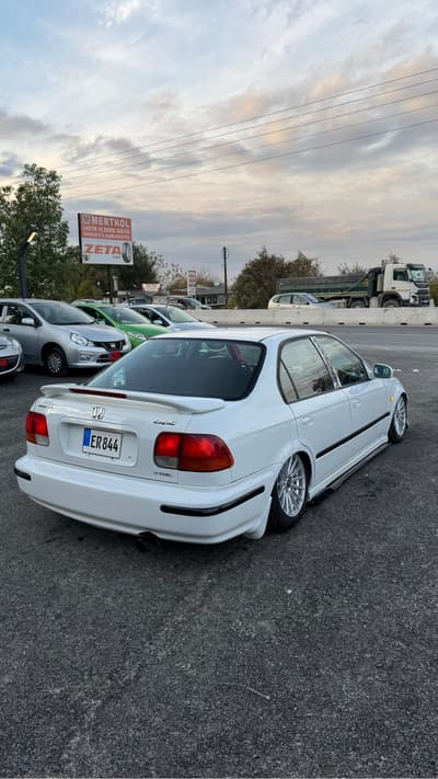 Honda Civic — 1