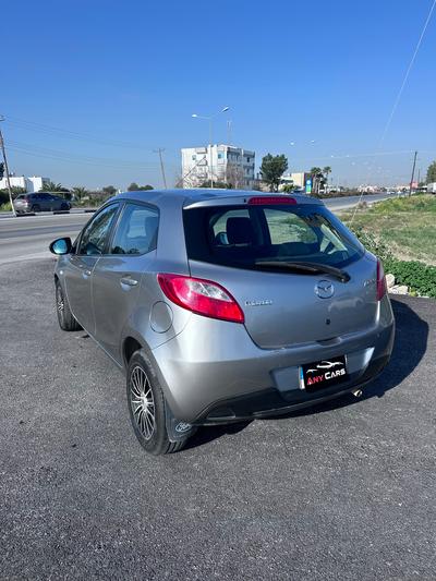 Mazda Demio — 2
