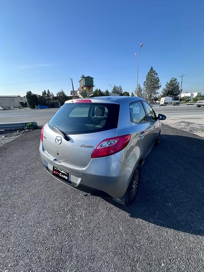Mazda Demio — 8