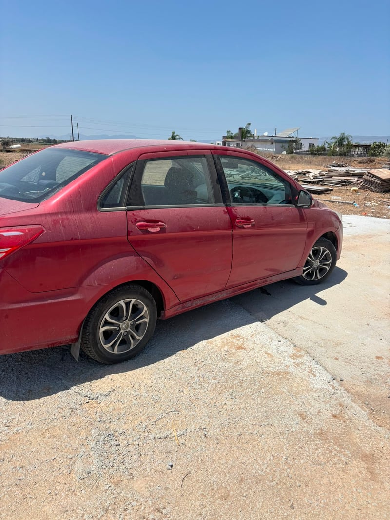 BAIC D20 — 4