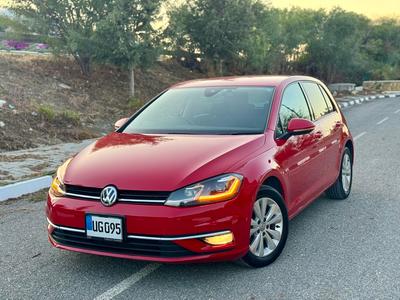 Volkswagen Golf — 2