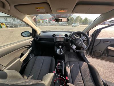 Mazda Demio — 7