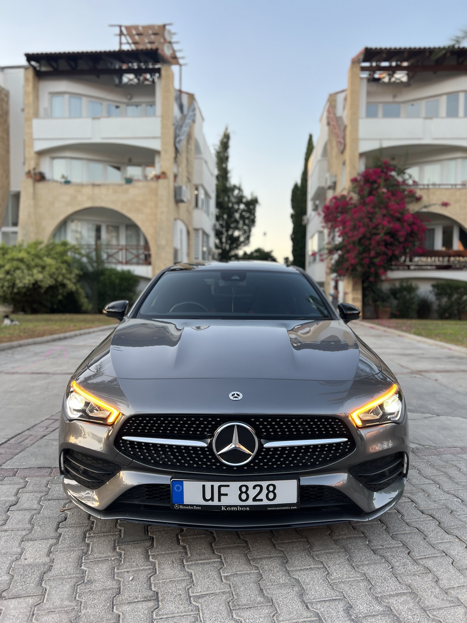 Mercedes-Benz CLA 180 2022 Satılık İkinci El - Thumbnail 2
