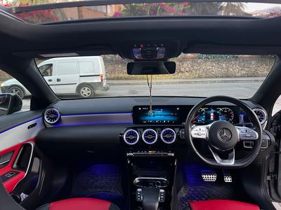 Mercedes-Benz CLA 180 — 7