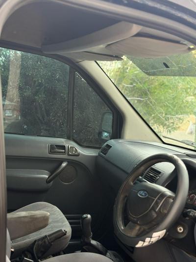 Ford Tourneo Connect — 2