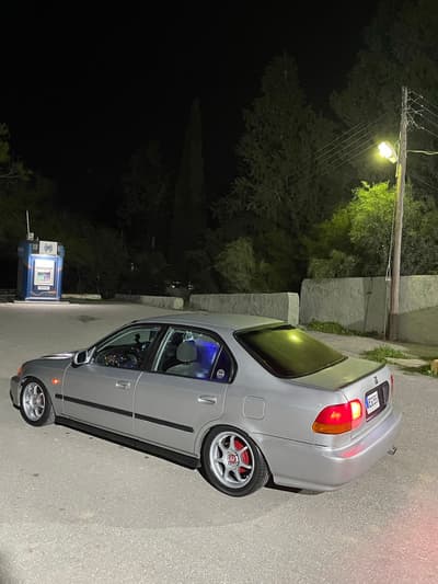 Honda Civic — 4