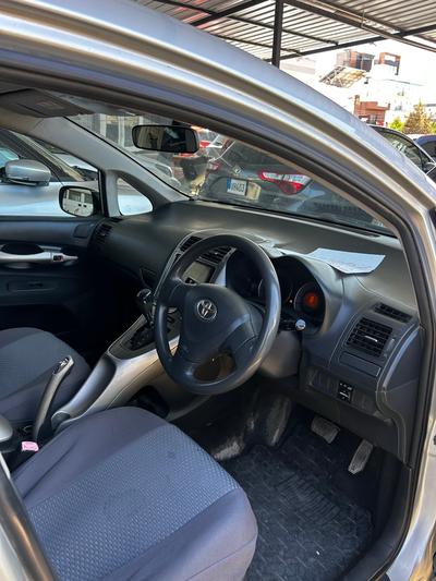 Toyota Auris — 5
