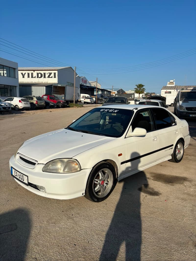 Honda Civic — 1/5