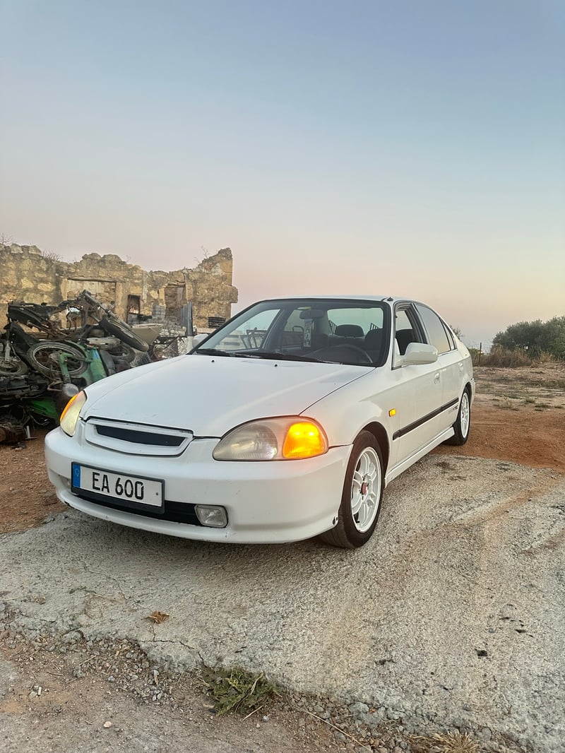 Honda Civic — 1