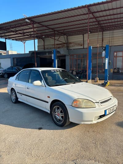 Honda Civic — 2