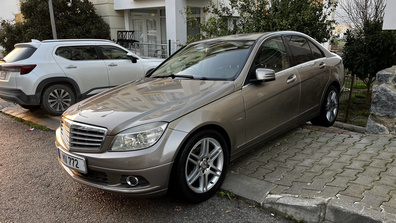 2009 Mercedes-Benz C 180 Benzin Otomatik Girne İlan görseli - GalerimPlus