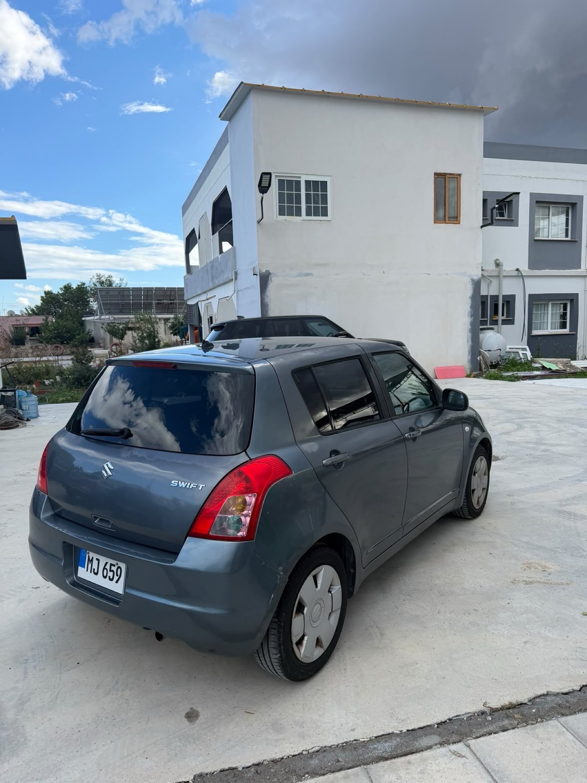 2010 Suzuki Swift 4