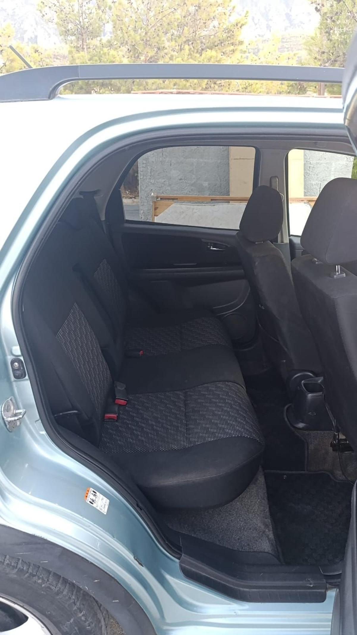 2006 Suzuki SX4 6