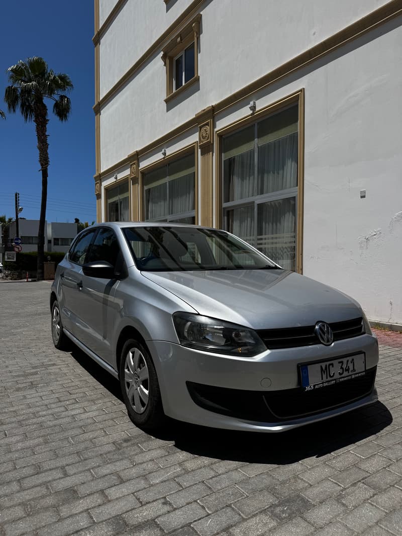 Volkswagen Polo — 1/10