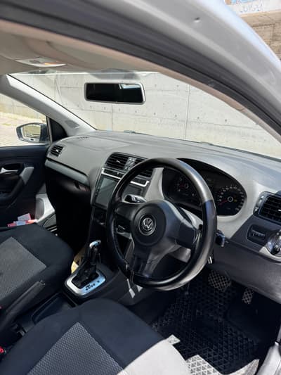 Volkswagen Polo — 8