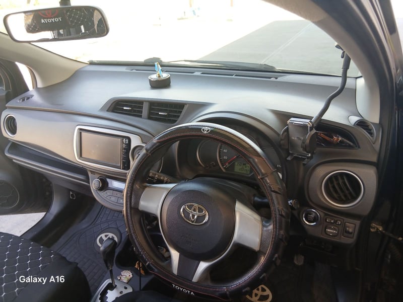 Toyota Vitz — 6