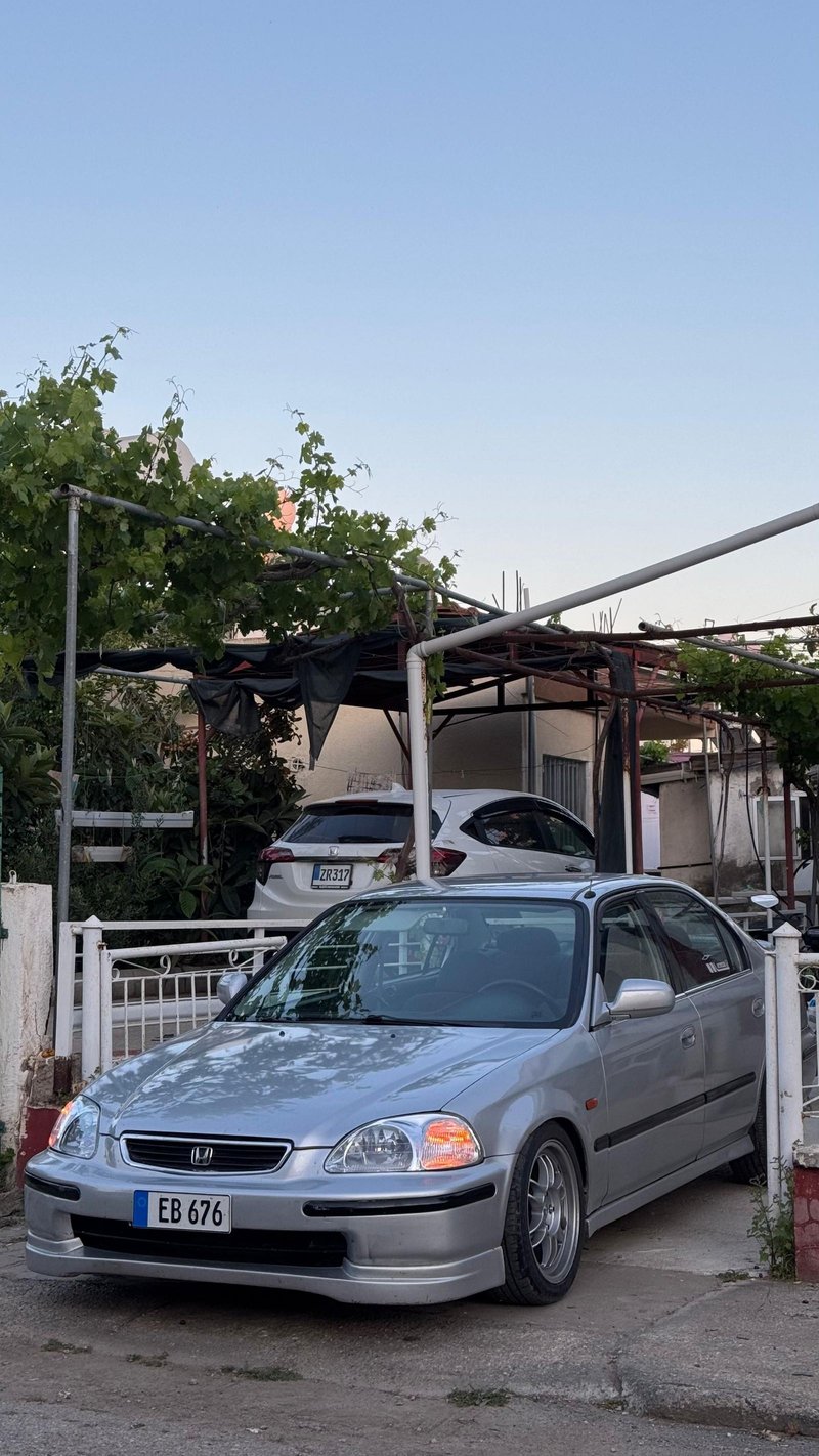 Honda Civic — 2