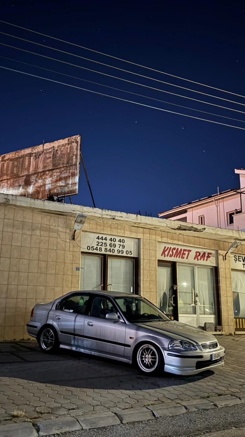 Honda Civic — 8