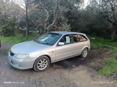 2005 Mazda Familia