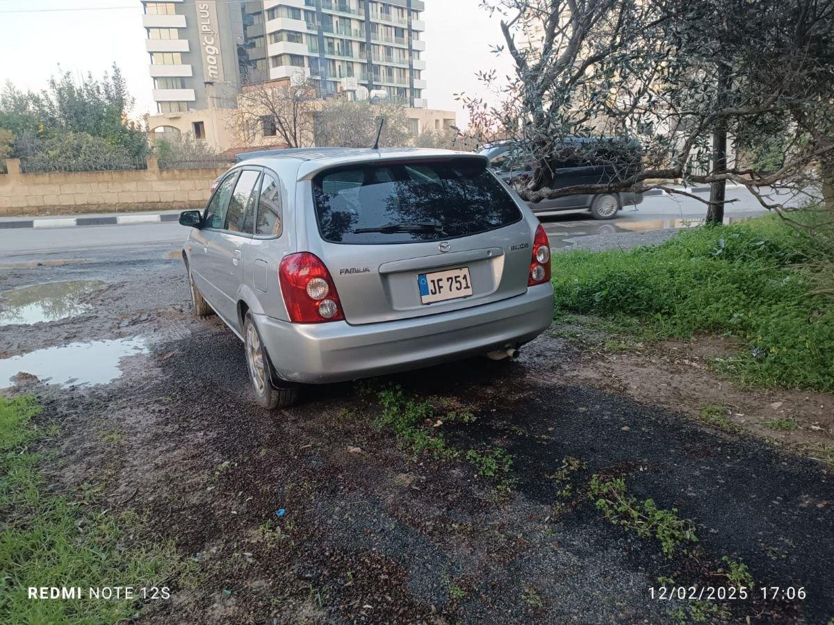 2005 Mazda Familia 4