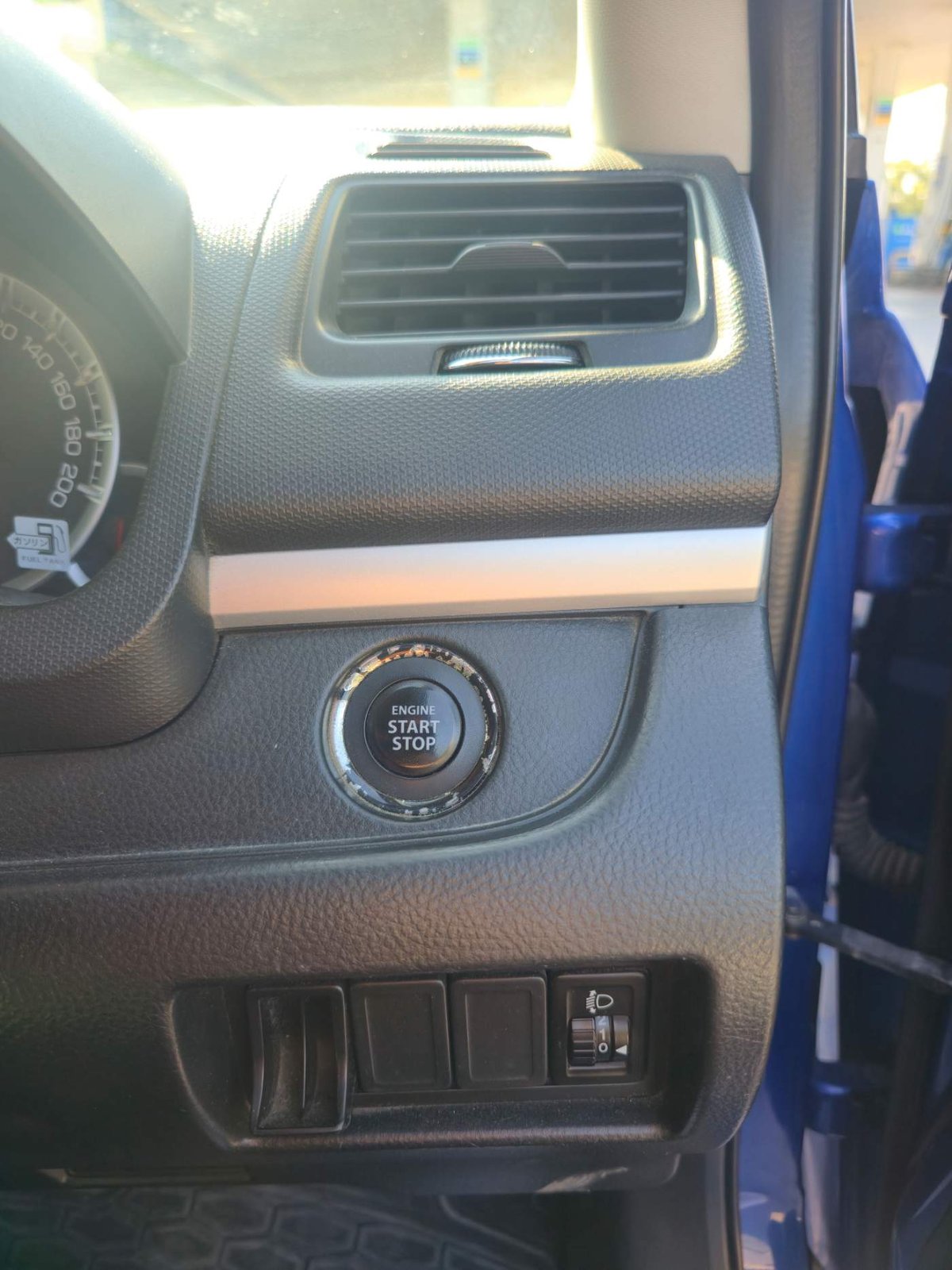 2012 Suzuki Swift 7