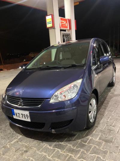 Mitsubishi Colt — 2