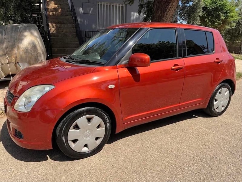 Suzuki Swift — 2