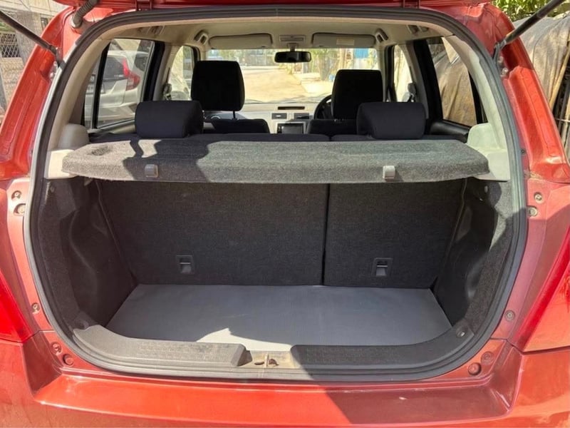 Suzuki Swift — 4