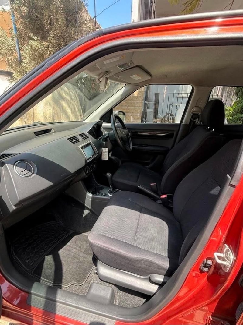 Suzuki Swift — 5