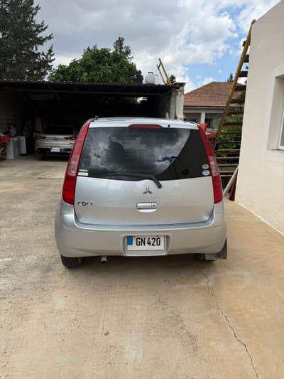 Mitsubishi Colt — 3