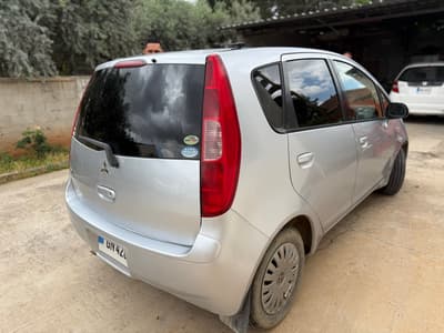 Mitsubishi Colt — 5