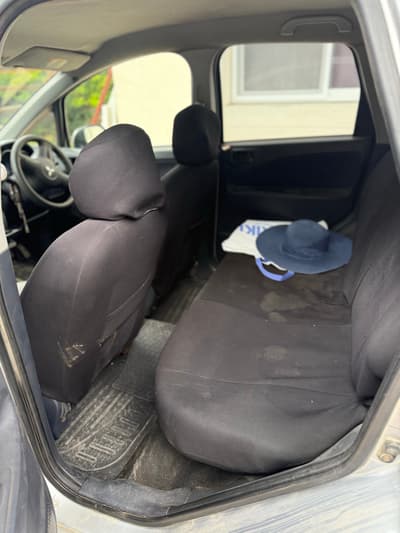 Mitsubishi Colt — 7