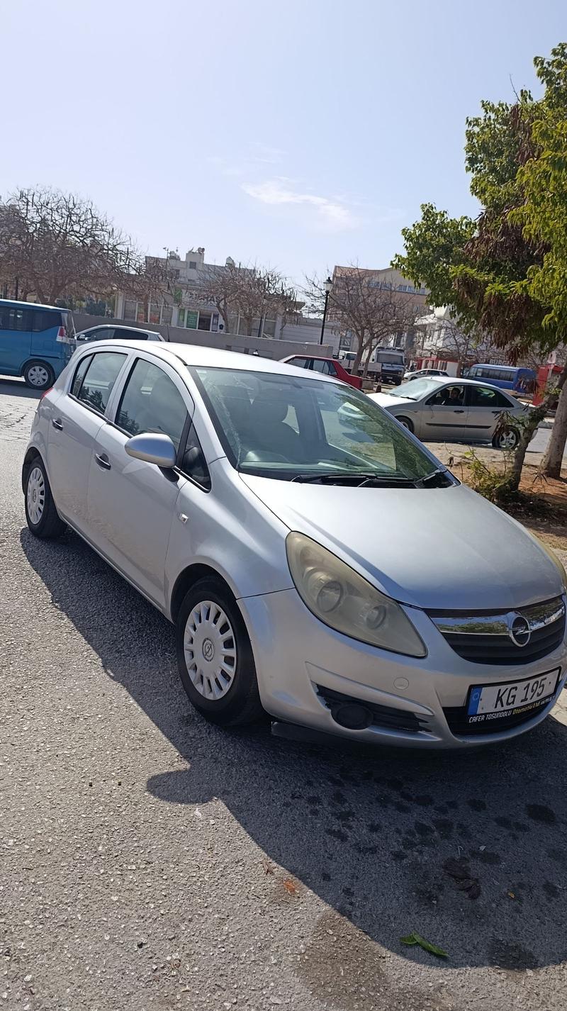 Opel Corsa — 1/4
