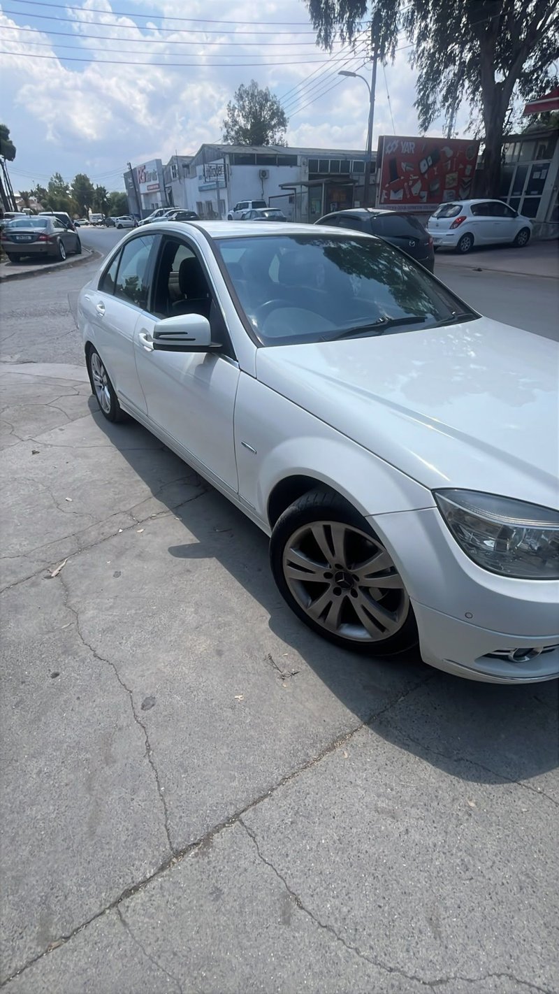 Mercedes-Benz C 180 — 1/7