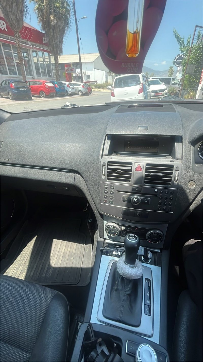 Mercedes-Benz C 180 — 6
