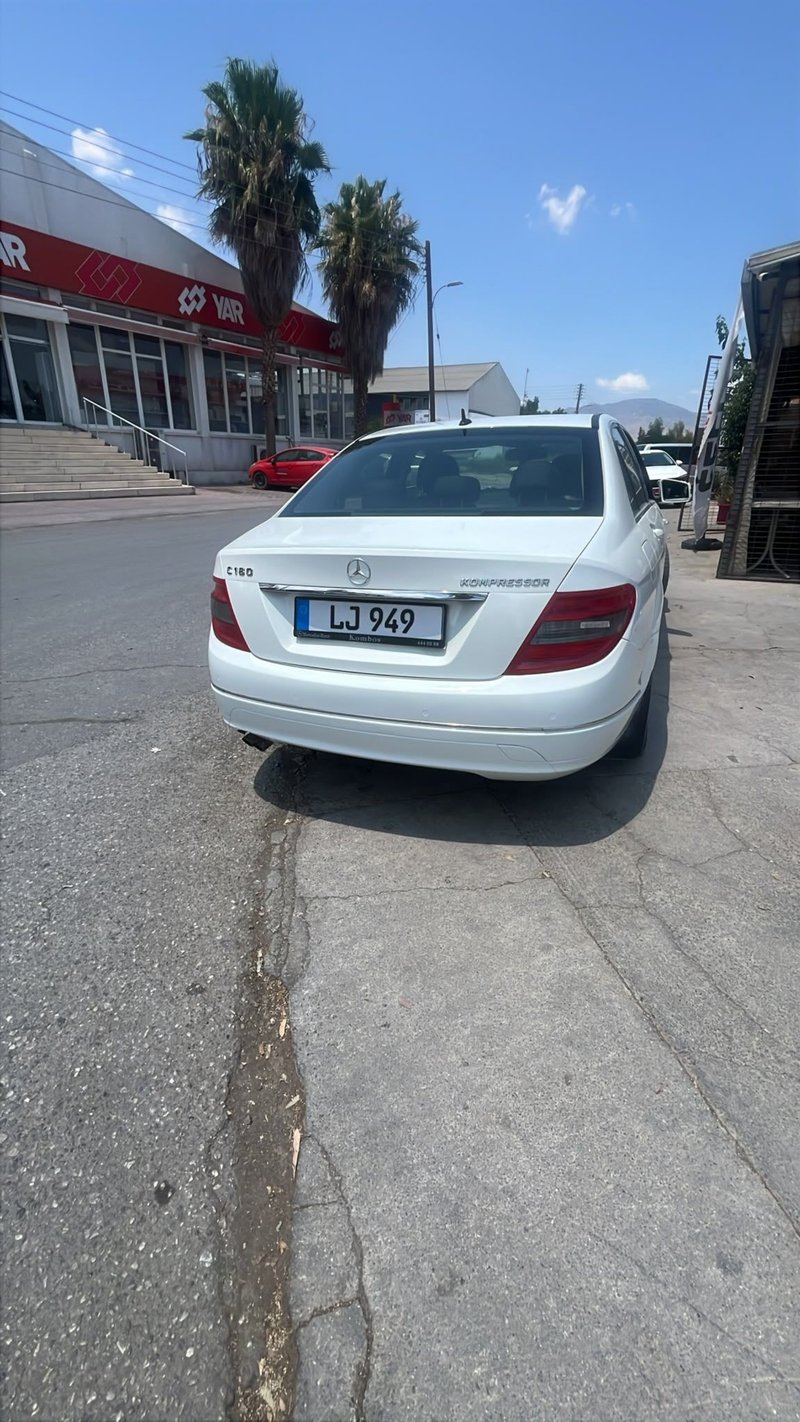 Mercedes-Benz C 180 — 7